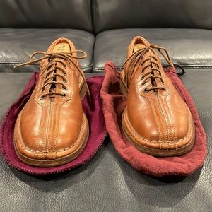 ALLEN EDMONDS BROWN LEATHER SHOE / Size 10 1/2